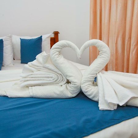 Hotel Sun Blue أوبوفيلي المظهر الخارجي الصورة